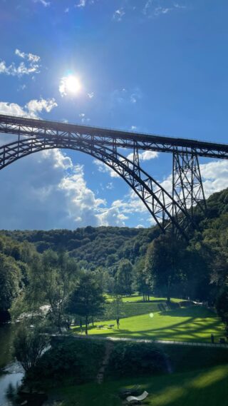 Oops- somehow ended up on Germany‘s highest railway bridge. 🤷

But I guess I did everything right. 🤭