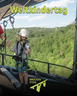 Kleine Schritte, großes Abenteuer! 👧🧒🌉
#brückensteig #weltkindertag #müngstenerbrücke #ausflügemitkind #brückenpark #abenteuerfürkinder #diebergischendrei #ausflugszielnrw