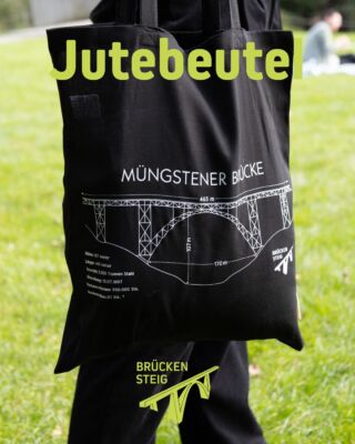 🌉👜 Dein neues Must-Have vom Brückensteig! 👜🌉
Unser Jutebeutel ist da! Perfekt für deine Abenteuer oder den Alltag – nachhaltig, praktisch und mit echtem Brückensteig-Charme. Hol dir dein Exemplar direkt bei uns! ✨
#brückensteig #solingen #müngstenerbrücke #brückenpark #diebergischendrei #ausflügemitkind #ausflugnrw #ausflugszielnrw #exploring #nachhaltigunterwegs #souvenir #abenteuerlust
