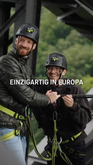 Wir sind 5 Jahre alt! 🎂

Danke an alle, die uns in den vergangenen fünf Jahren begleitet, unterstützt und dieses Abenteuer mit uns erlebt haben. Auf die nächsten fünf Jahre! 🥂

Feiert mit uns am 14.08. im Brückenpark von 12-22 Uhr!  Mit Spendenlauf, Live-Musik, DJ-Sets & Shows!
 Wir freuen uns auf euch.

📸 Die meisten Shots stammen von @luca.engl