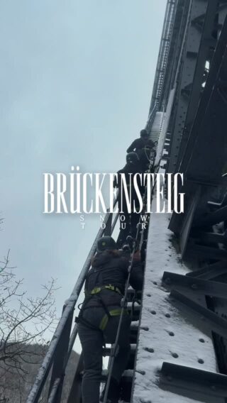 So sehen Wintermoment aus... ❄️🌉

Der Brückenpark zeigt sich von seiner frostig-schönen Seite✨

#brückensteig #winterabenteuer #müngstenerbrücke #diebergischendrei